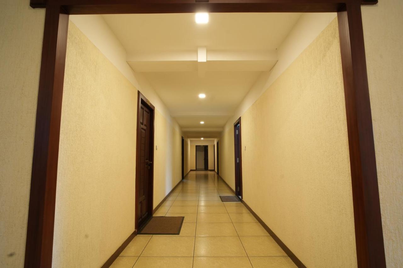 K V Suites Kochi エクステリア 写真