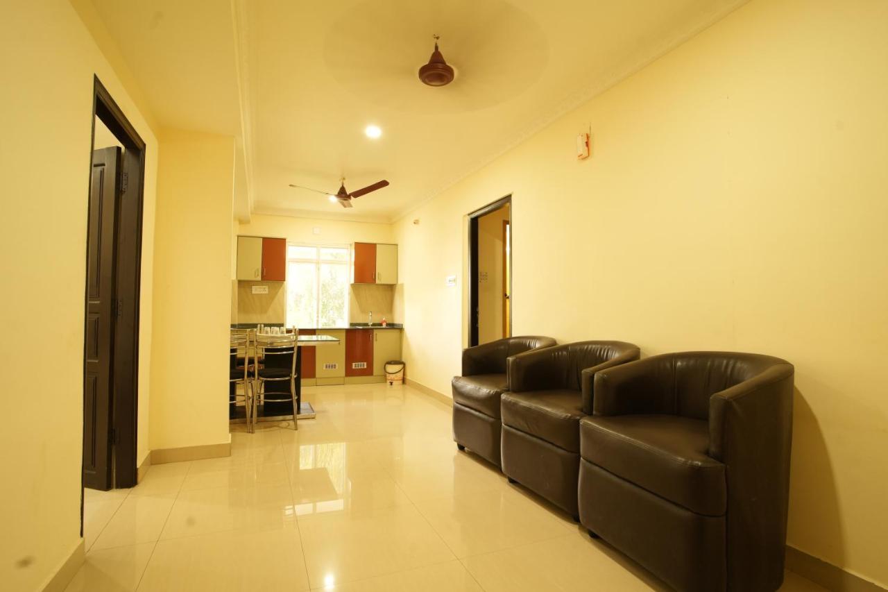 K V Suites Kochi エクステリア 写真