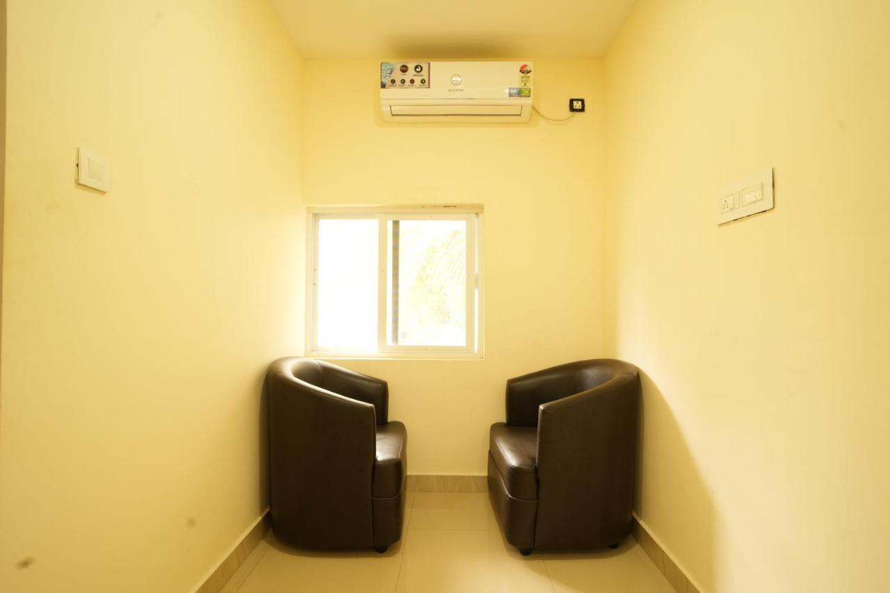 K V Suites Kochi エクステリア 写真