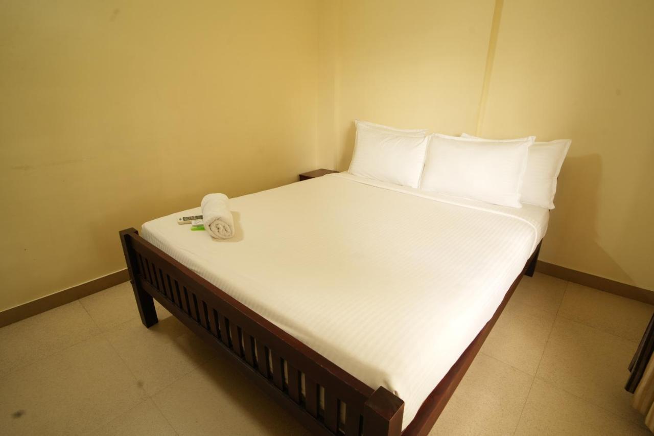 K V Suites Kochi エクステリア 写真