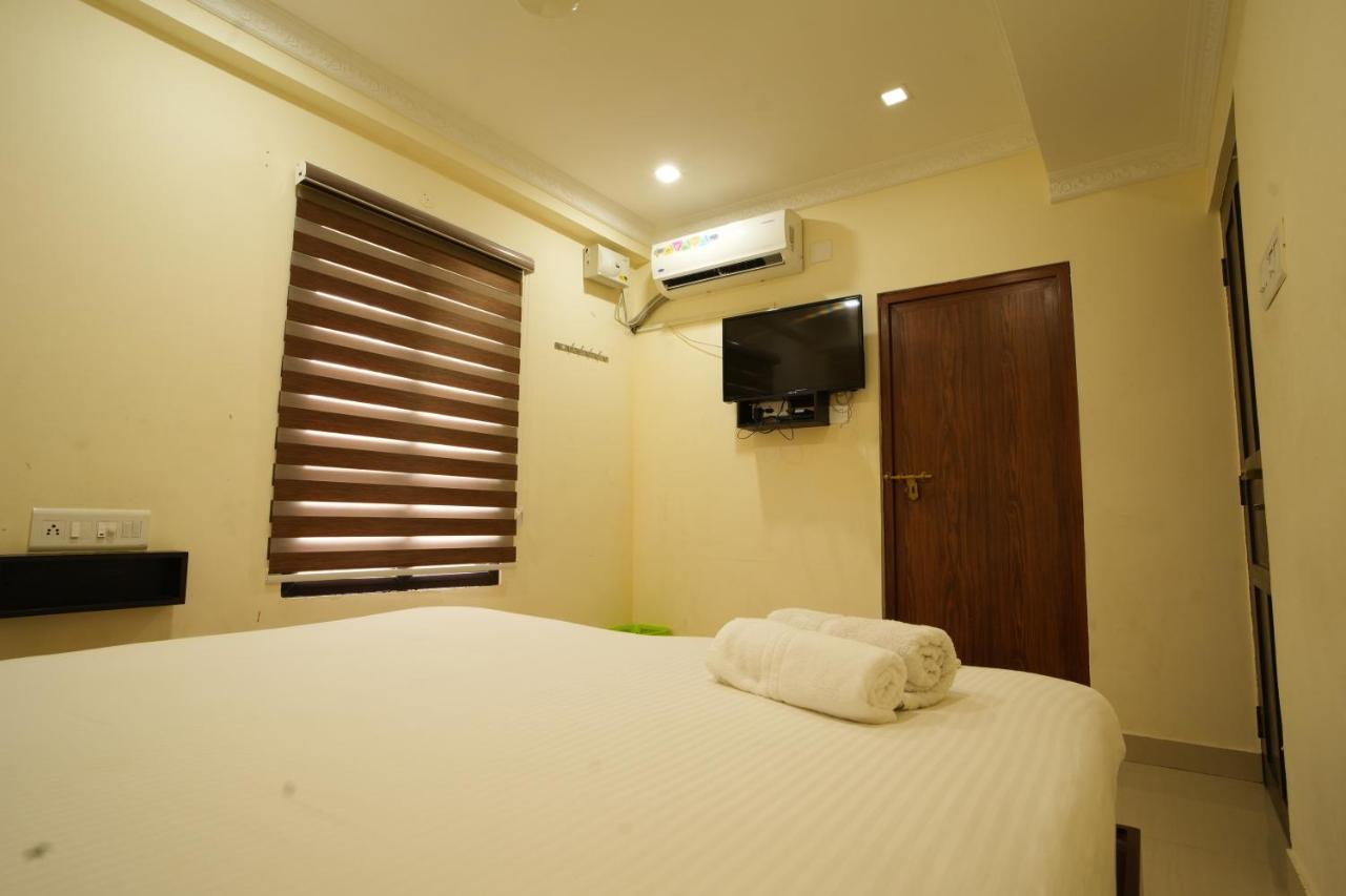 K V Suites Kochi エクステリア 写真