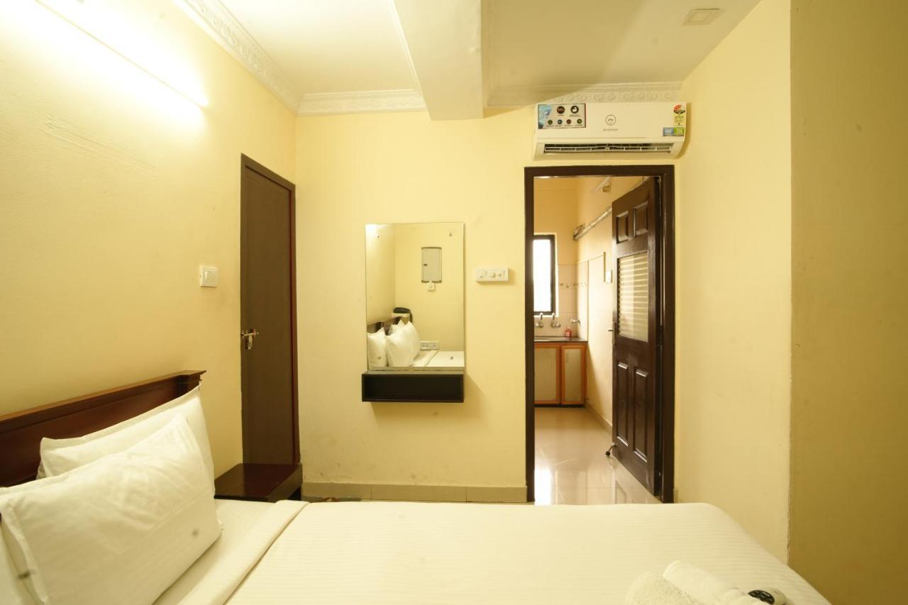 K V Suites Kochi エクステリア 写真