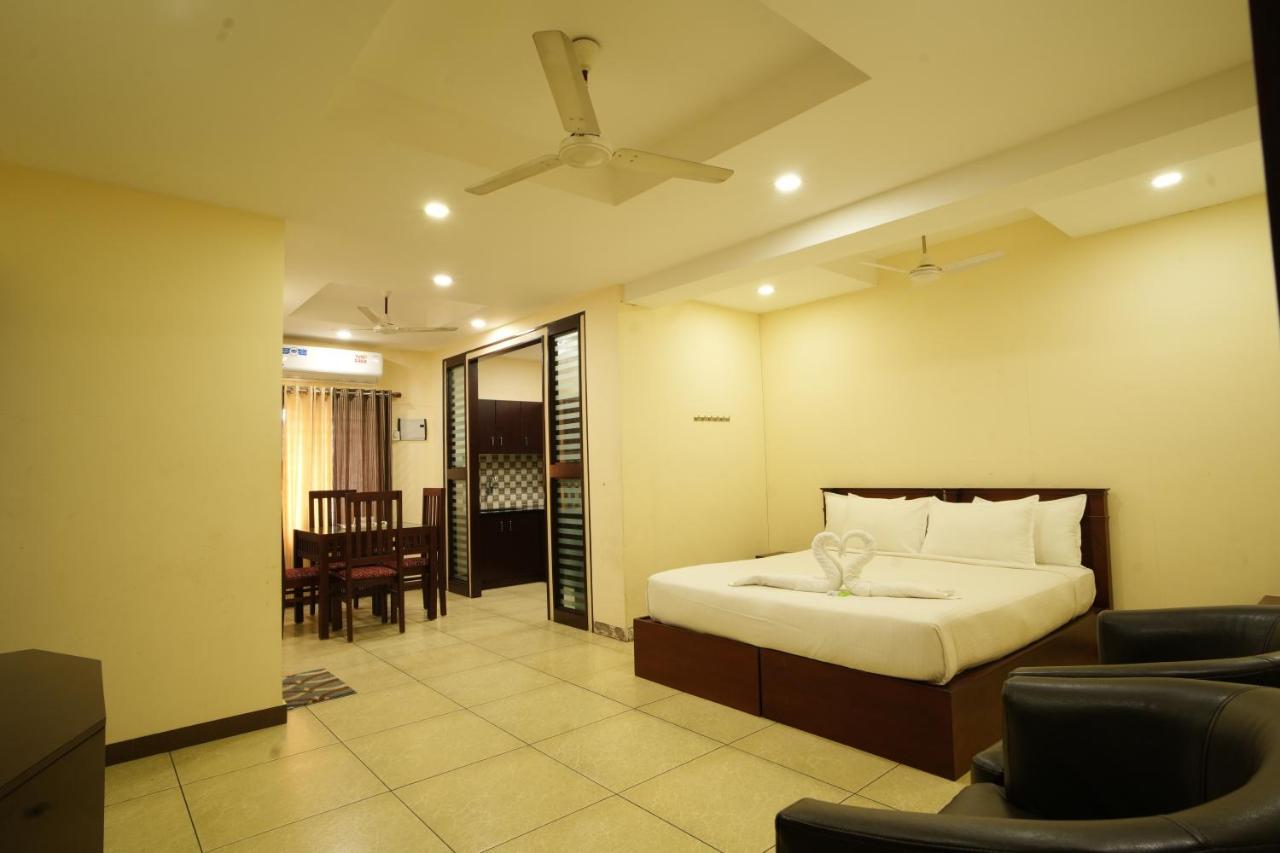 K V Suites Kochi エクステリア 写真