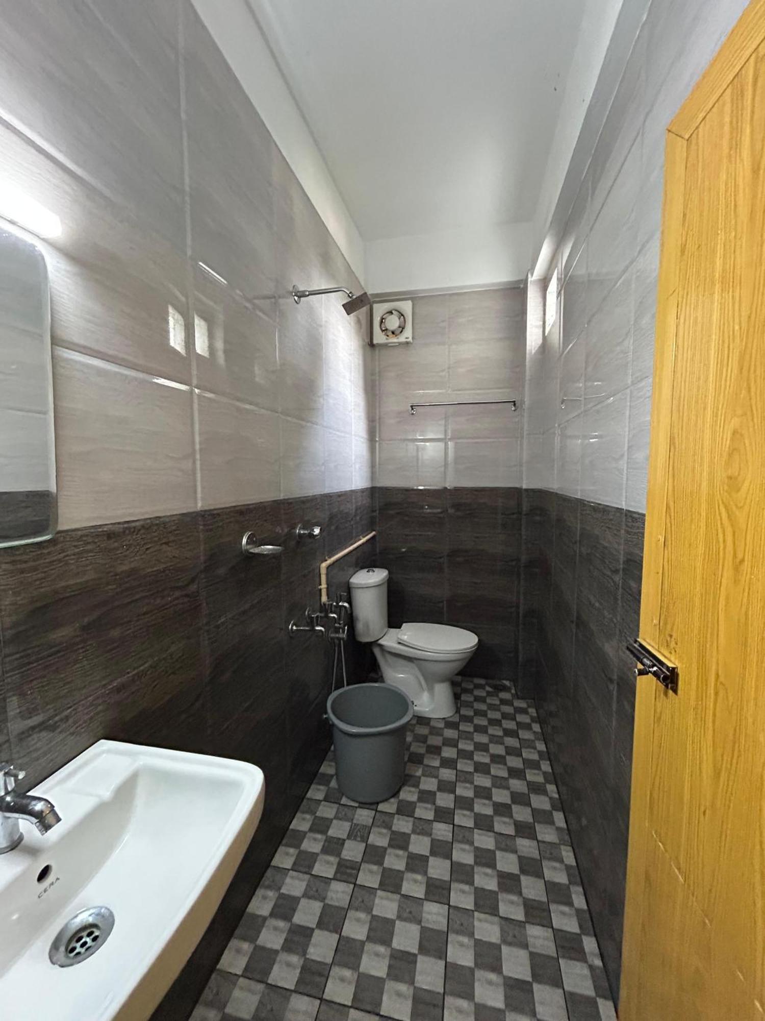 K V Suites Kochi エクステリア 写真